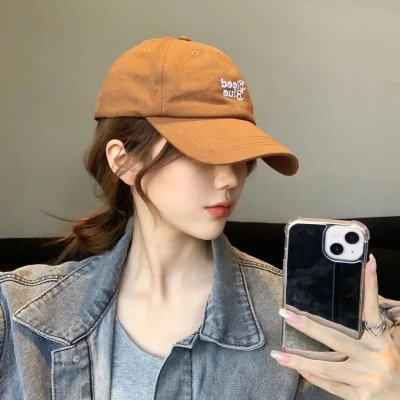 卡斯珀和艾玛的徒步旅行记